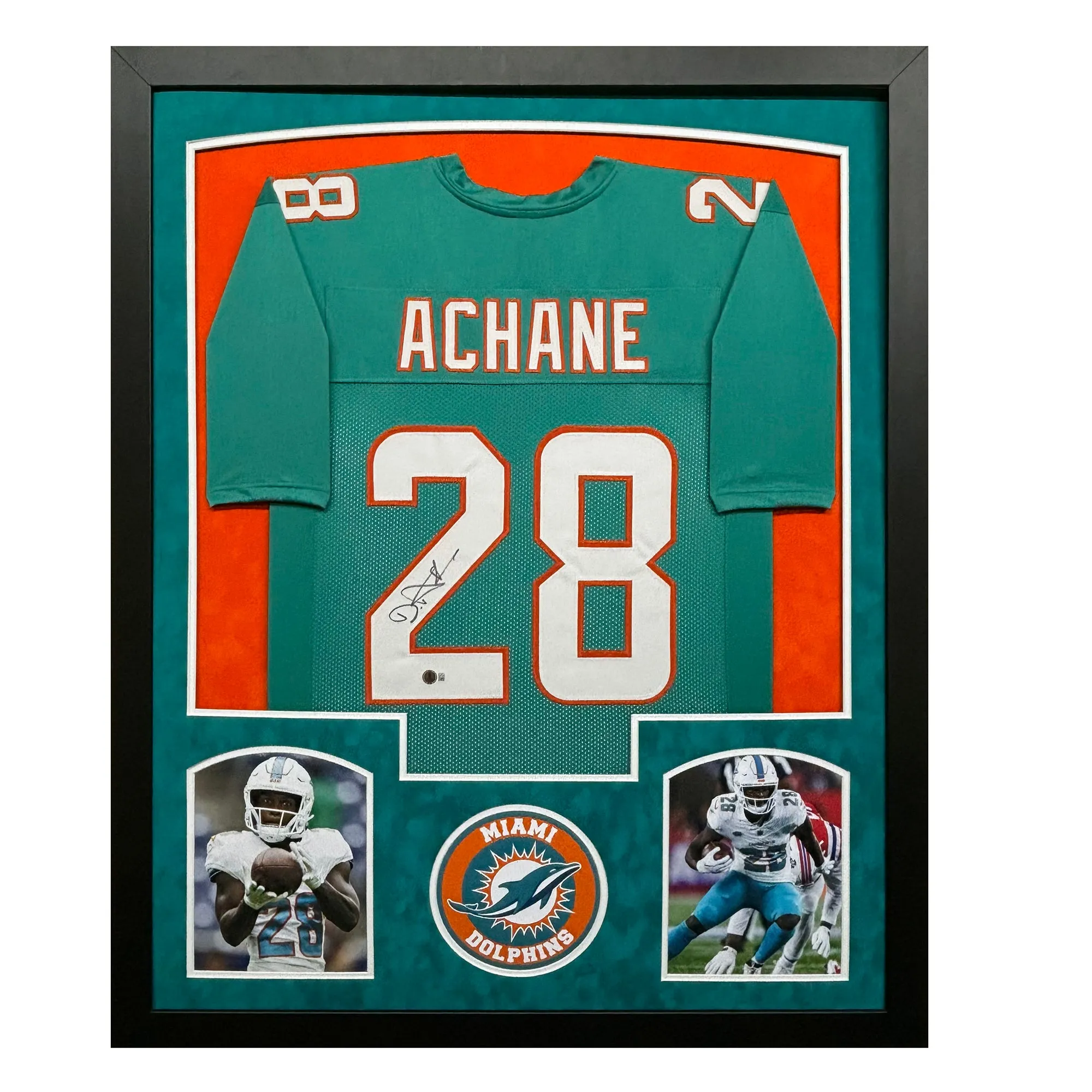 De'Von Achane Signed Miami Teal Custom Suede Matte Framed Football Jersey (Beckett)