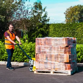 Hardwood Firewood Bags 1.5m³/520kg (40 x 40L/13kg Bags)