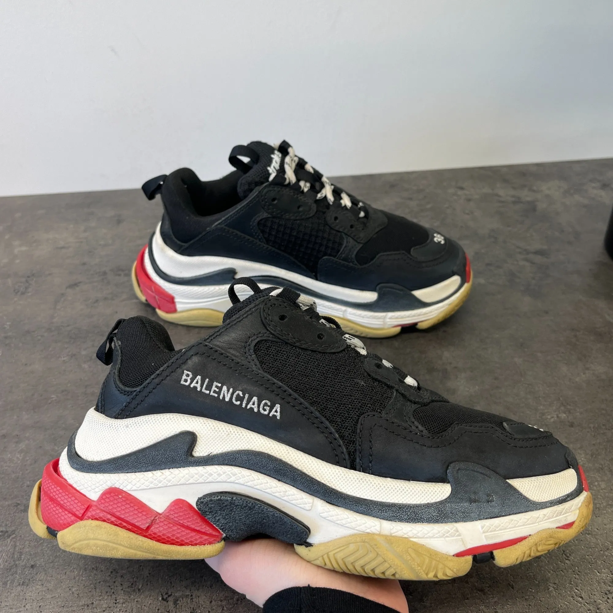 Women's Triple S Low Trainers Black Size EU 36.5 / UK 3.5